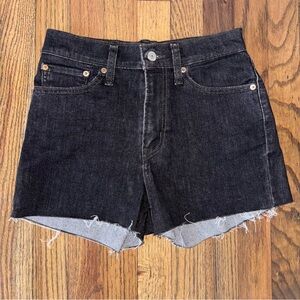 Levi’s High Rise Distressed Shorts Size W27